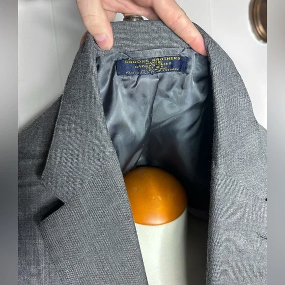 Vintage Brooks Brothers Makers Gray SUIT - Picture 3 of 12